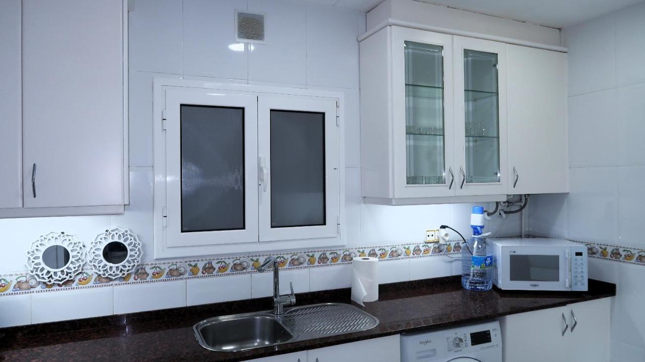Entire Apartment , 2 Bedrooms Newly Remodeled Center Sitges Barcelona Экстерьер фото