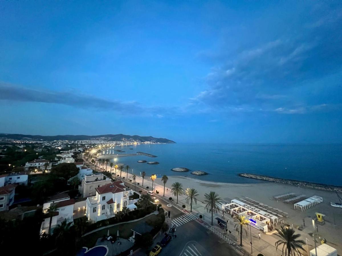 Entire Apartment , 2 Bedrooms Newly Remodeled Center Sitges Barcelona Экстерьер фото